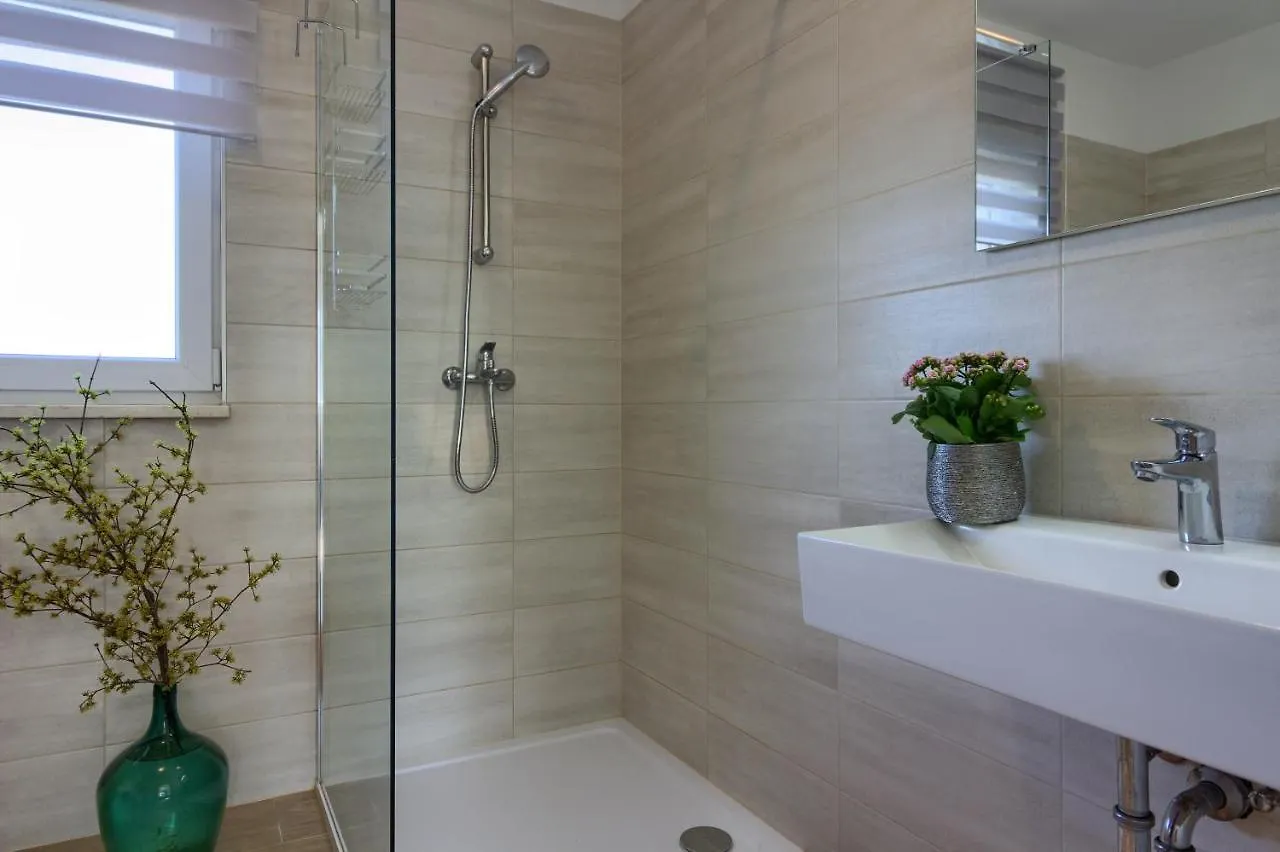 Complex Of Two Villas Palera Xxl With Private Pools Liznjan 0*,  Croatia